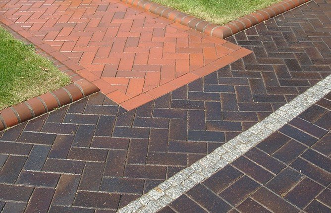 Укладка брусчатки