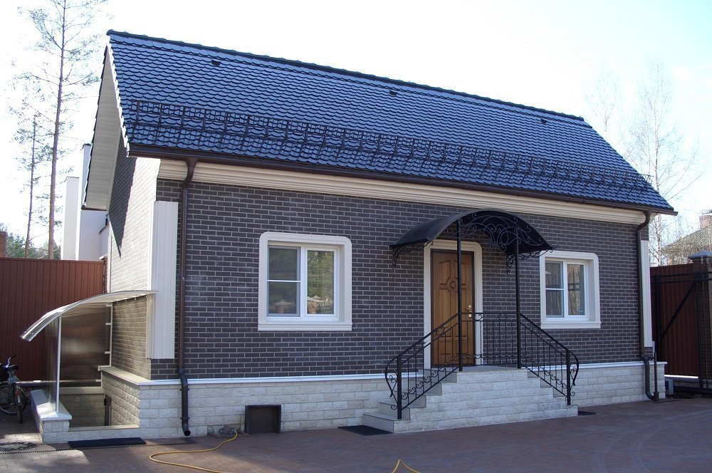 Монтаж фасадного декора