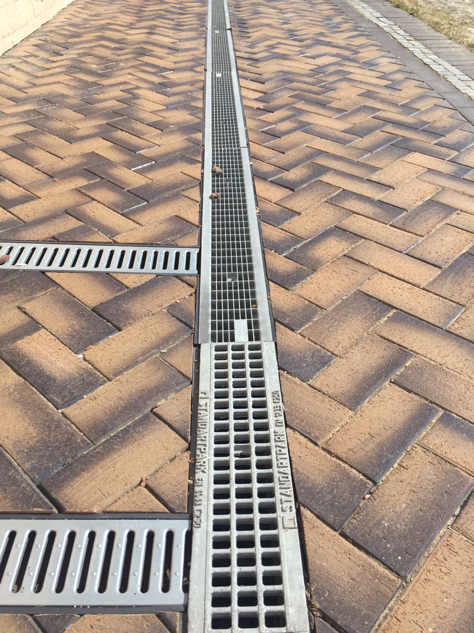 Укладка брусчатки