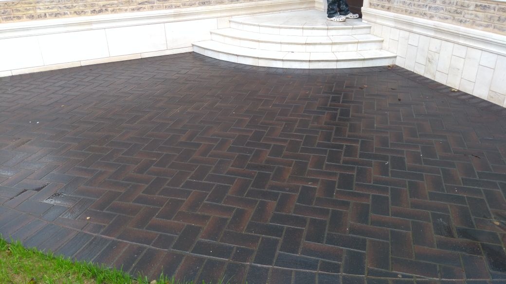 Укладка брусчатки