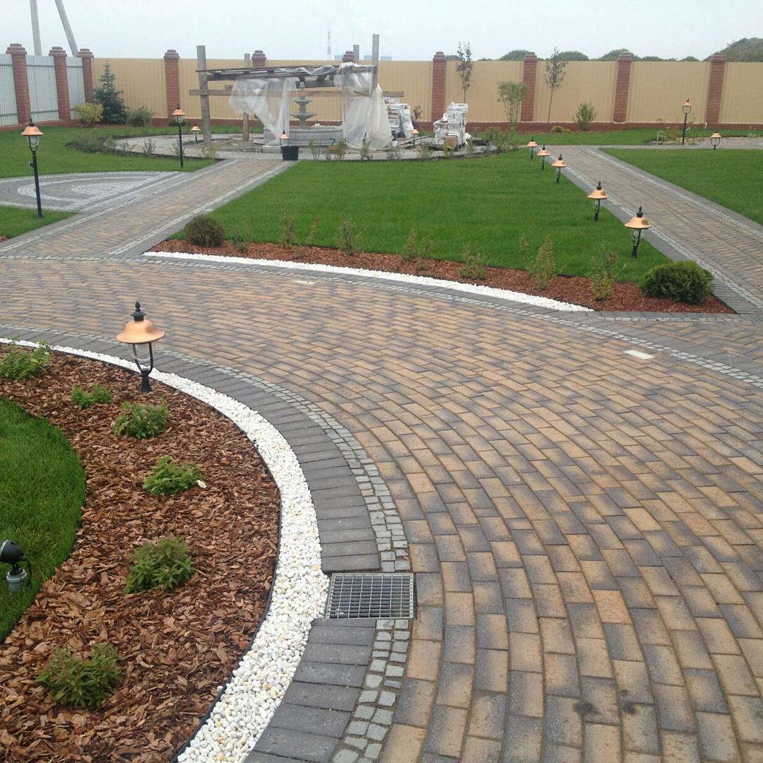 Укладка брусчатки