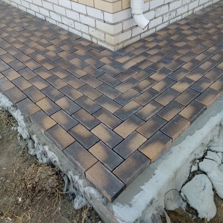 Укладка брусчатки