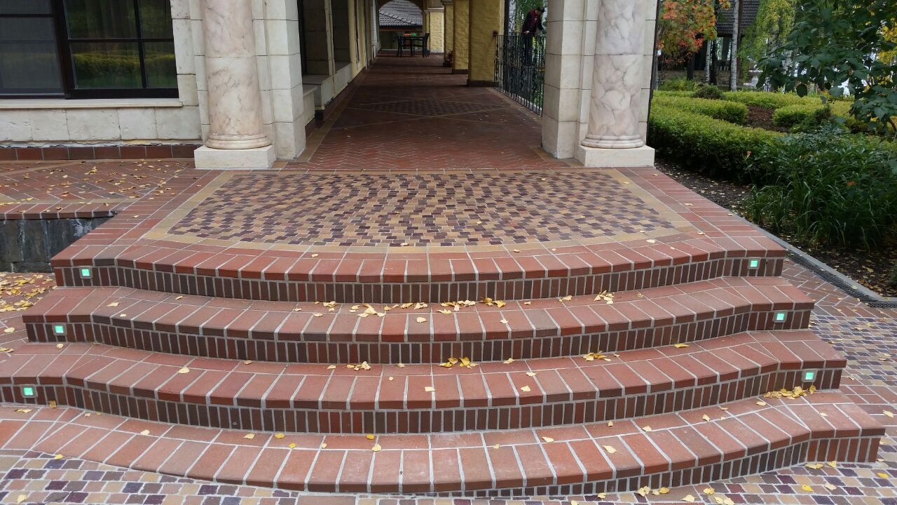 Укладка брусчатки