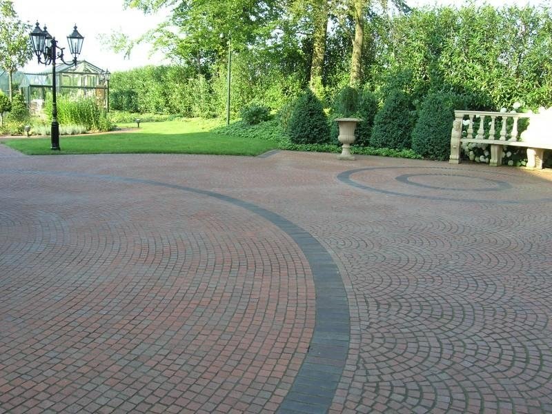 Укладка брусчатки