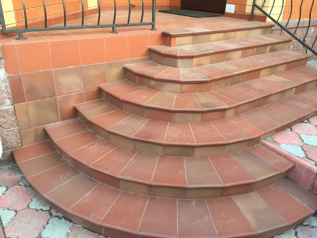 Монтаж клинкерных ступеней и плитки