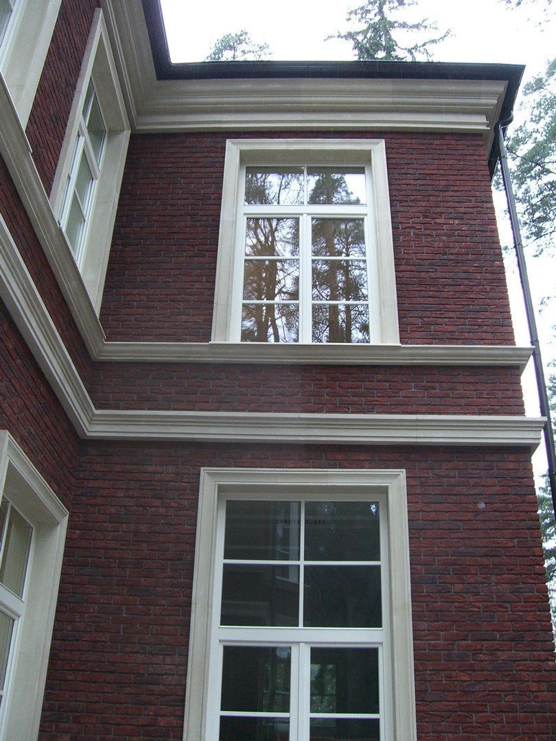 Монтаж фасадного декора