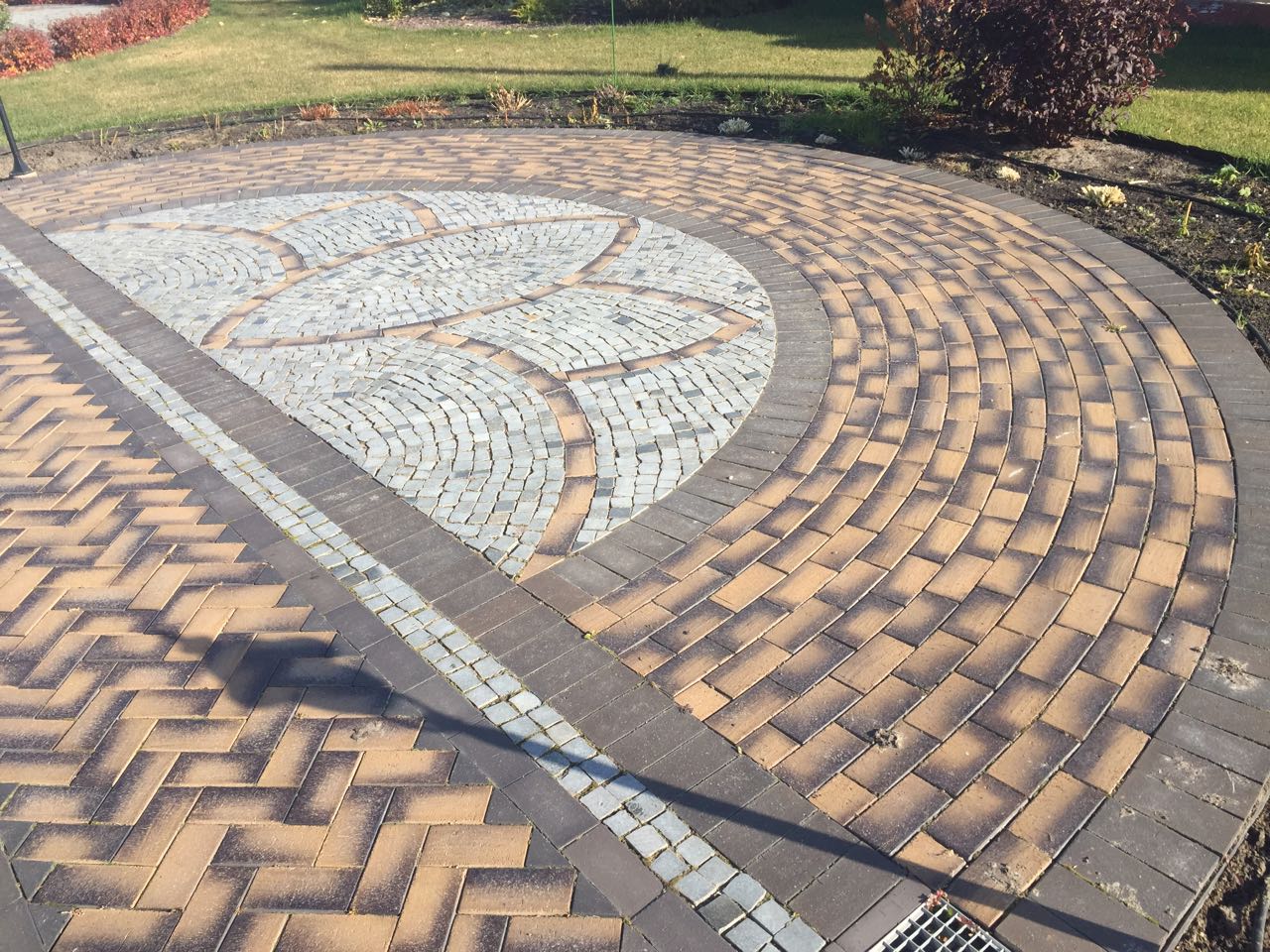 Укладка брусчатки