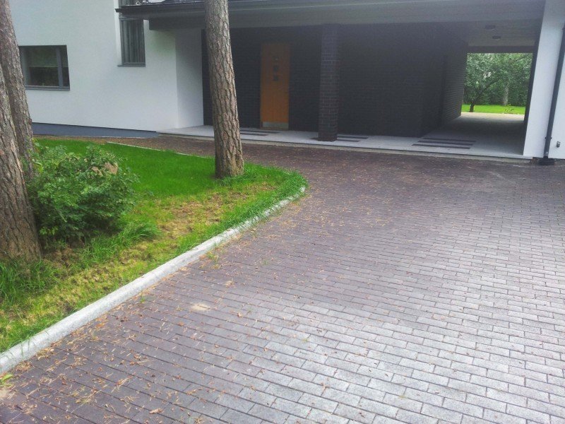 Укладка брусчатки