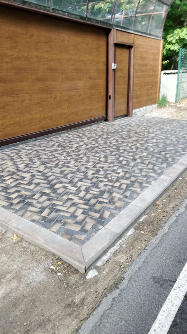 Укладка брусчатки