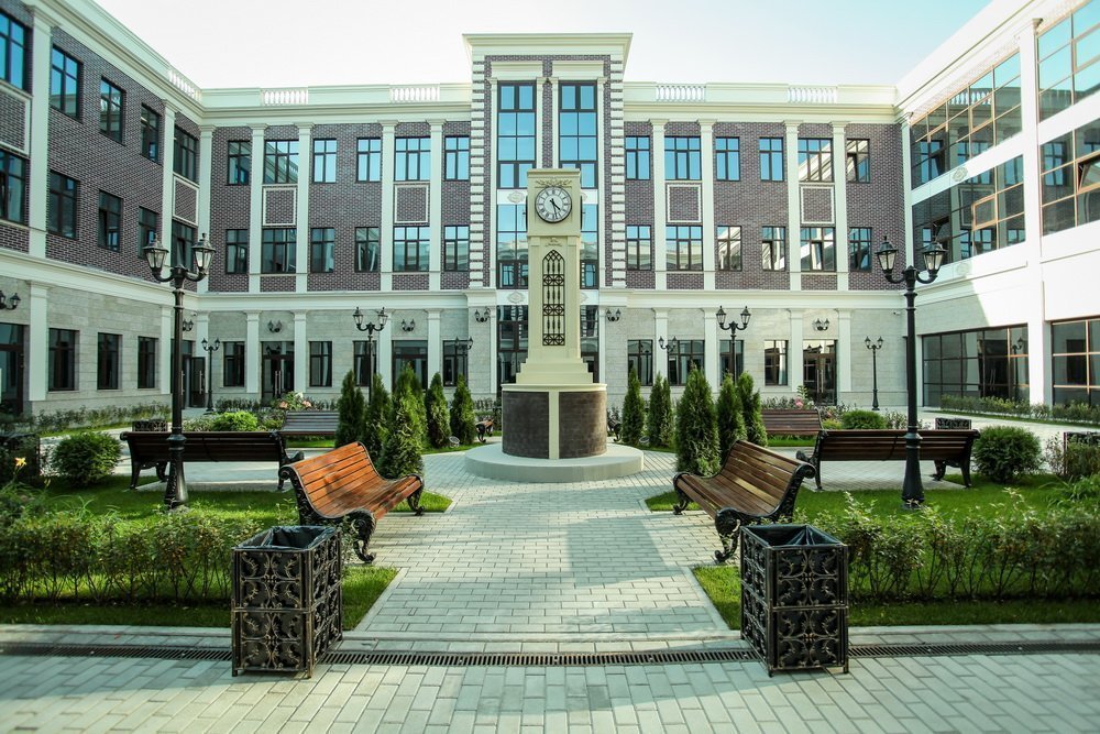 Монтаж фасадного декора