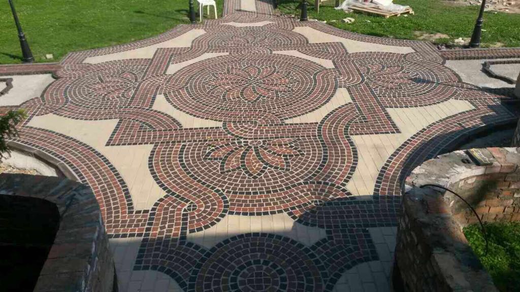 Укладка брусчатки