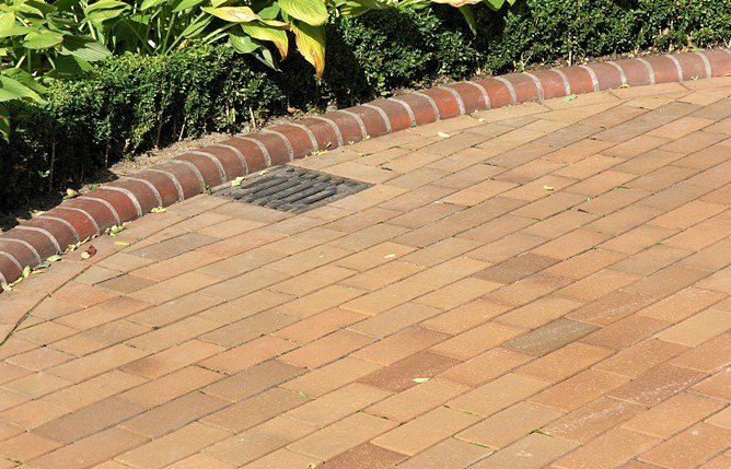 Укладка брусчатки