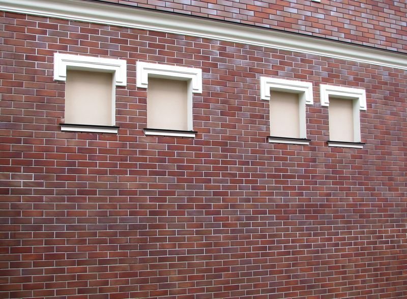 Монтаж фасадного декора