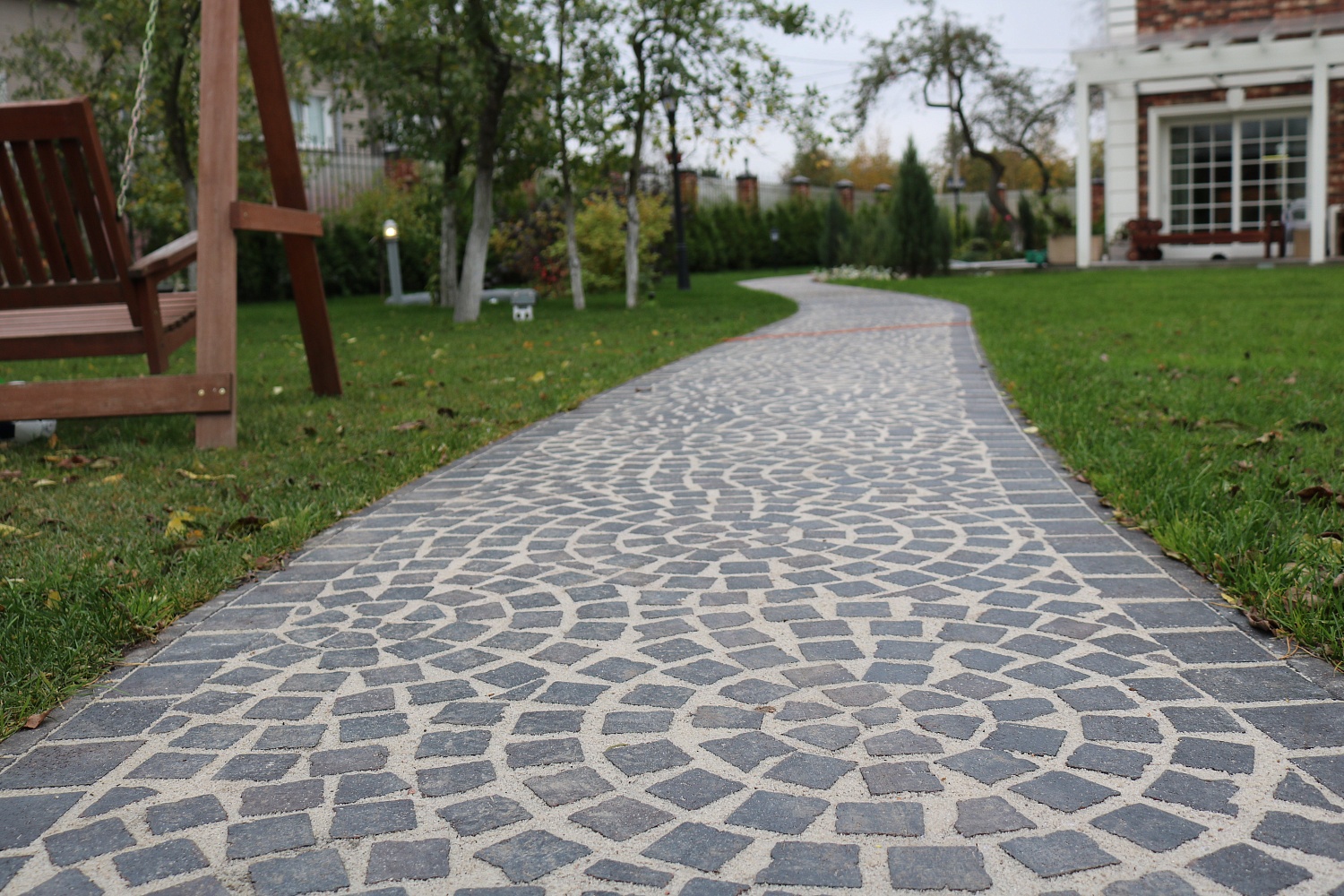 Укладка брусчатки