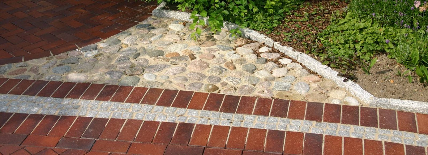 Укладка брусчатки