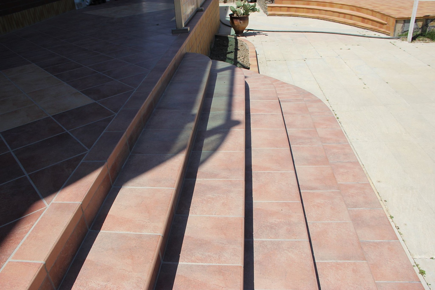 Монтаж клинкерных ступеней и плитки